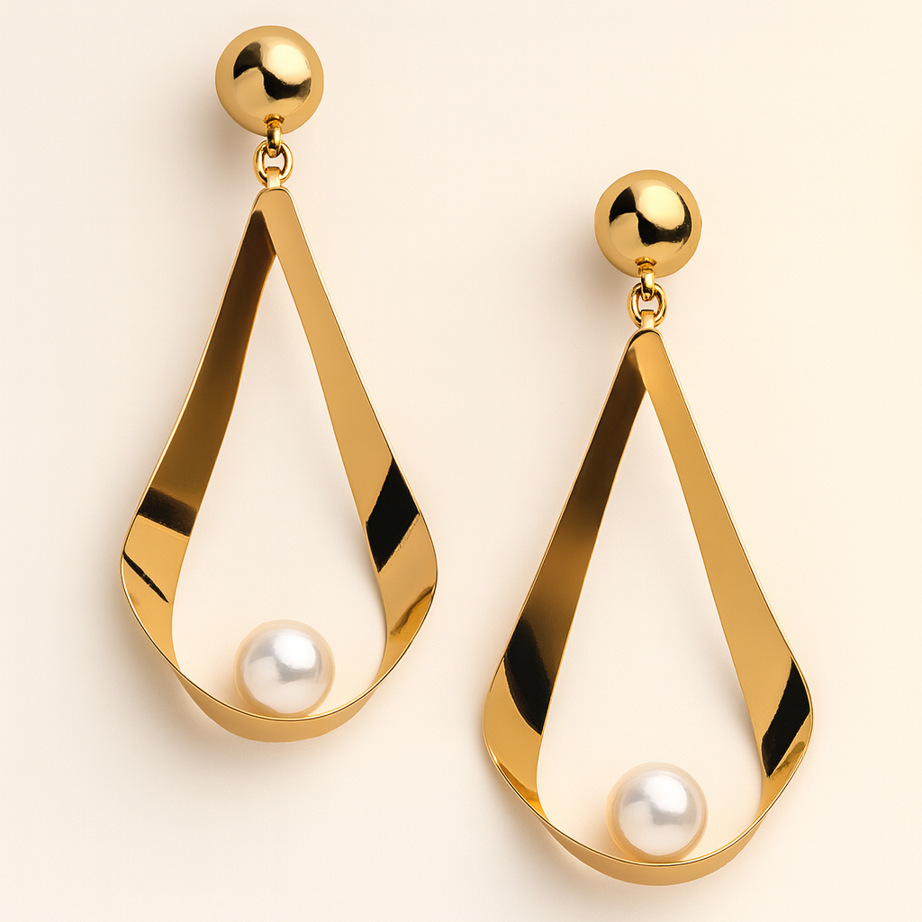 Elegant Gold Teardrop Pearl Earrings