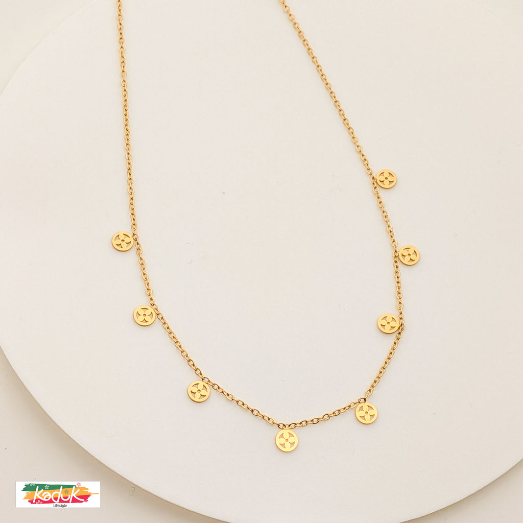 Minimal Gold-Plated Stainless Steel Necklace with Circle Charms