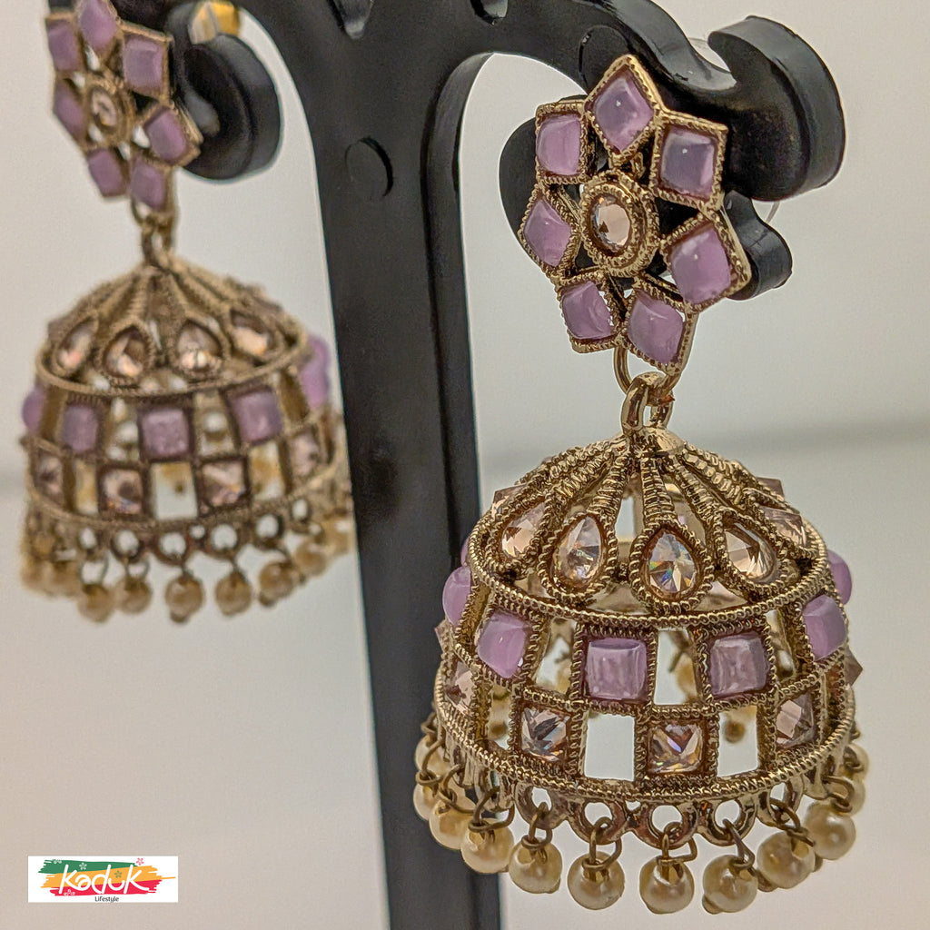 Lavender Kundan Jhumka Earrings with Pearl Detailing