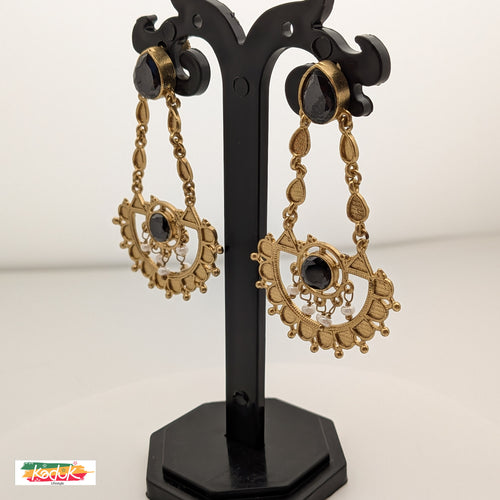 Antique Gold Black Stone Drop Earrings – Ethnic Festive Jewelry