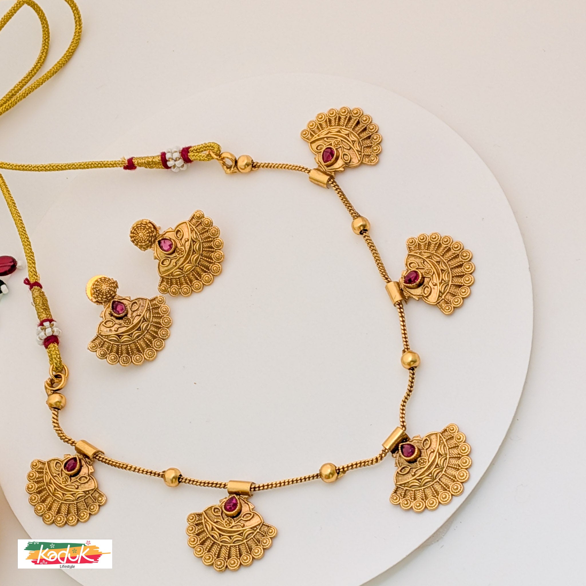 Antique Temple Necklace with Fan Motifs & Earrings – Gold Finish