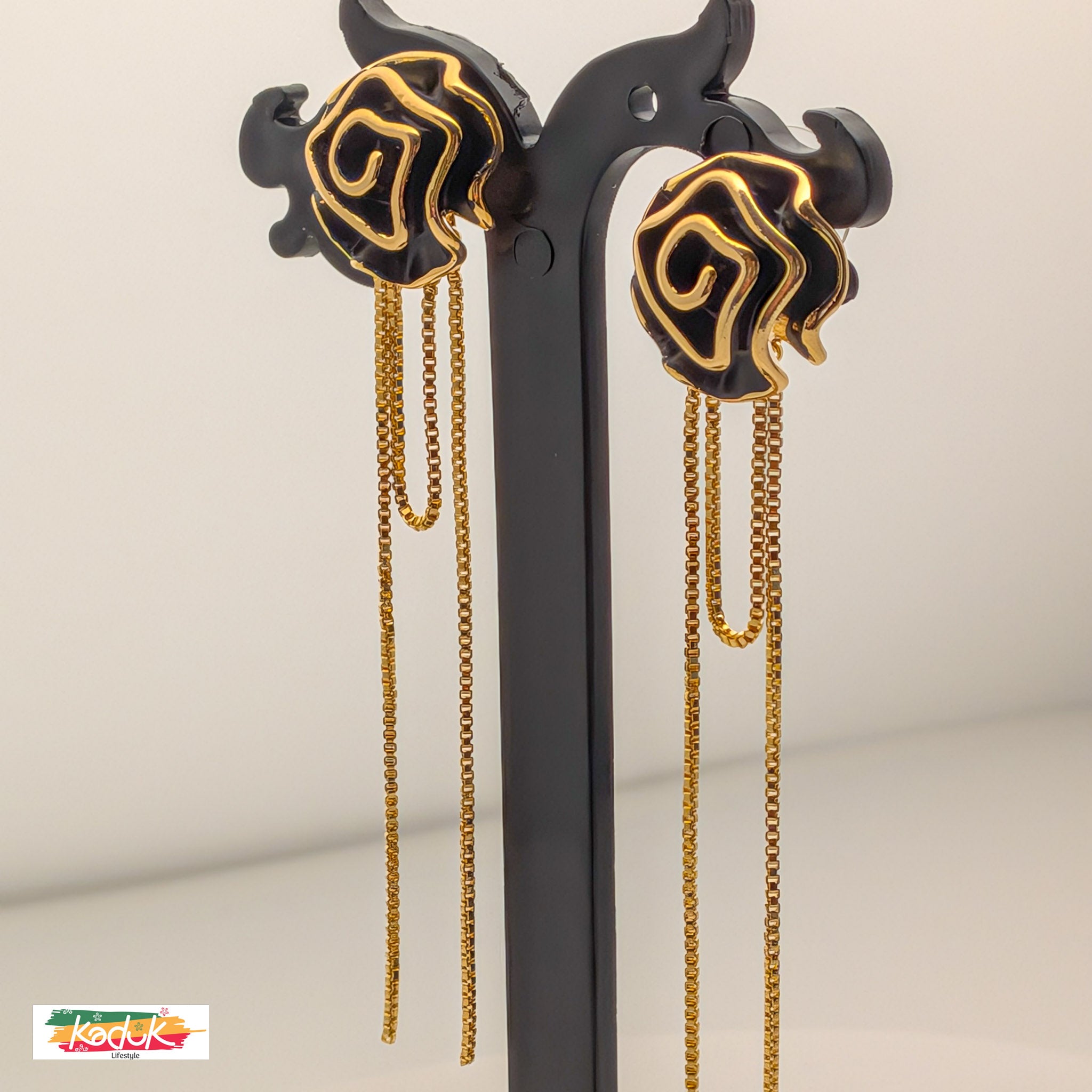 🌹 Black & Gold Rose Drop Chain Earrings 🌹