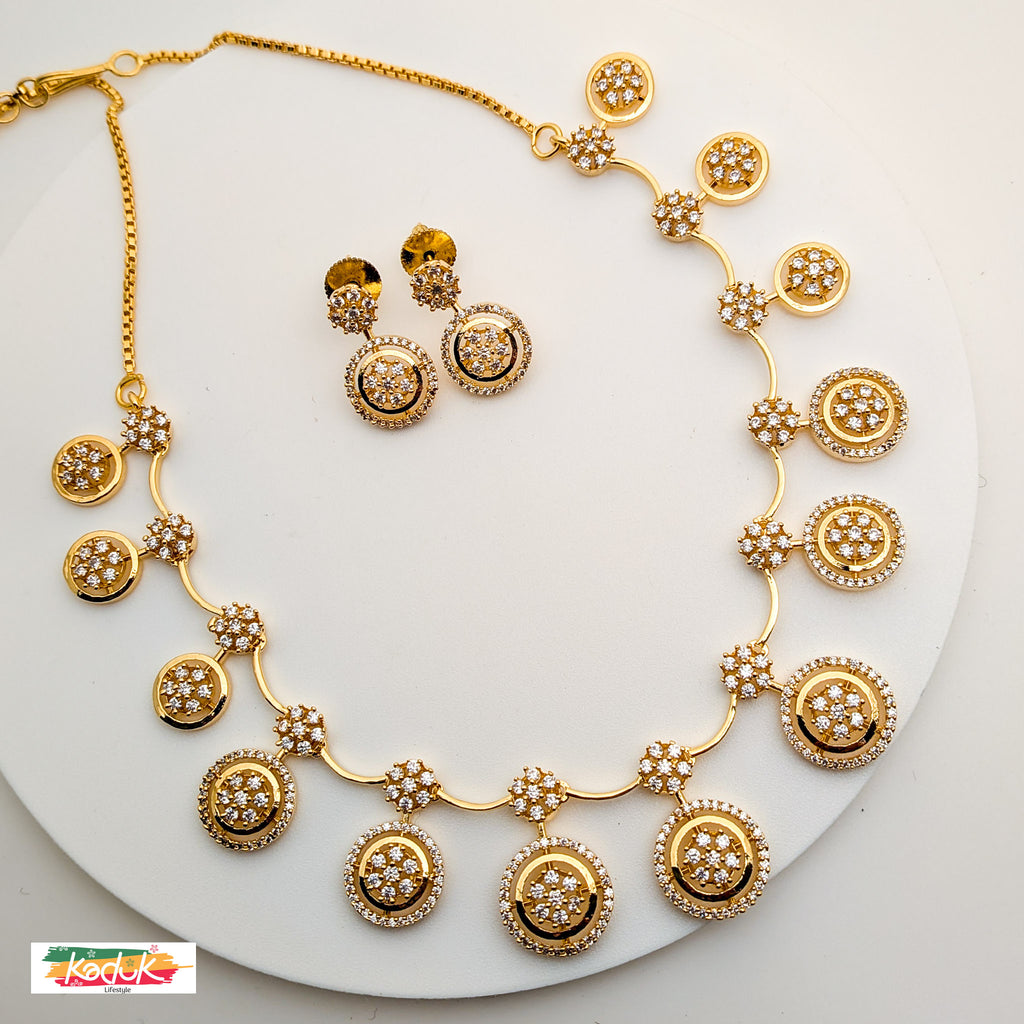 🌟 Gold Circular AD  Motif Necklace with Crystal Accents & Earrings
